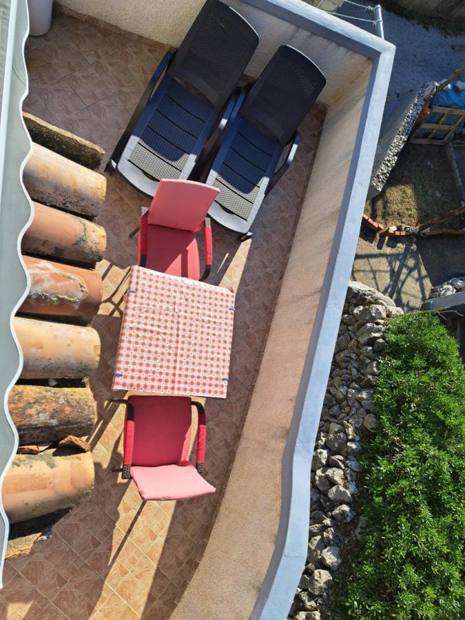 Holiday Home Pernata מראה חיצוני תמונה