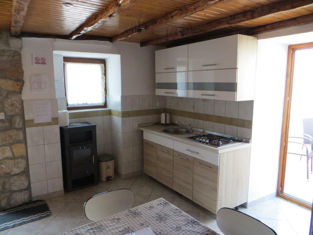 Holiday Home Pernata מראה חיצוני תמונה
